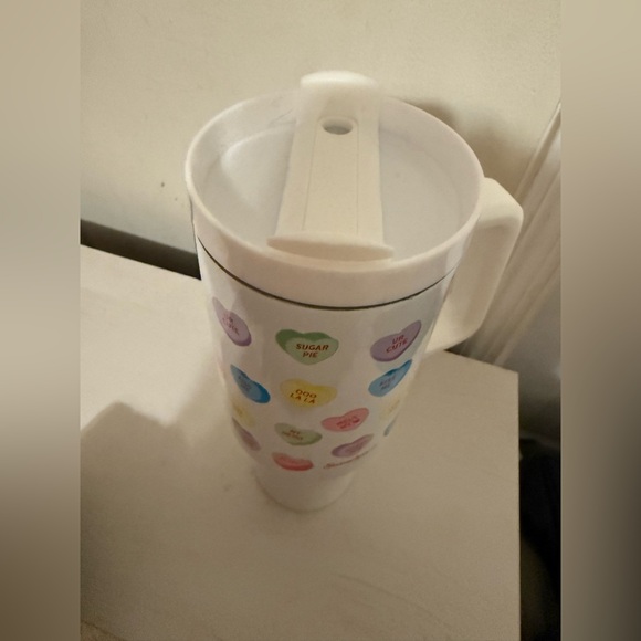 Sweetheart Tumbler! Only used once! 🩷❤️🤍 - Picture 2 of 2